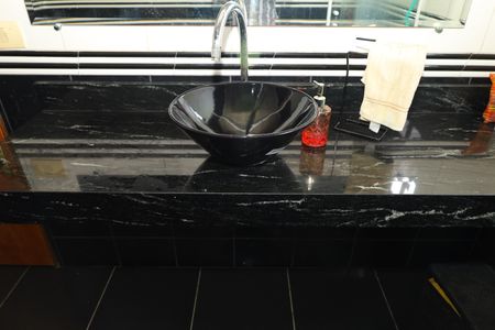 Casa para alugar com 411m², 3 quartos e 6 vagasBanheiro 1 - Suíte