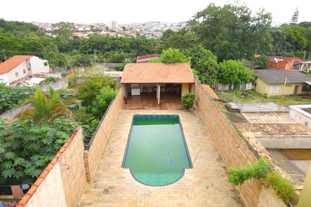 Casa para alugar com 411m², 3 quartos e 6 vagasPiscina