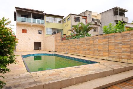 Casa para alugar com 411m², 3 quartos e 6 vagasPiscina