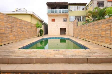 Casa para alugar com 411m², 3 quartos e 6 vagasPiscina