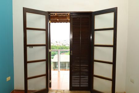 Casa para alugar com 411m², 3 quartos e 6 vagasQuarto 1