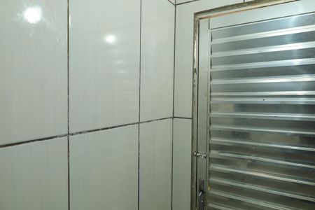 Casa para alugar com 411m², 3 quartos e 6 vagasBanheiro 5