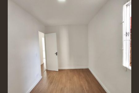 Apartamento à venda com 52m², 2 quartos e 1 vagaFoto 01