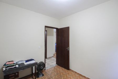 Casa à venda com 98m², 4 quartos e 4 vagasQuarto 1