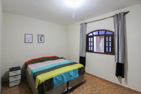 Casa à venda com 98m², 4 quartos e 4 vagasSuíte