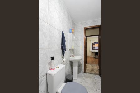 Casa à venda com 98m², 4 quartos e 4 vagasBanheiro Social