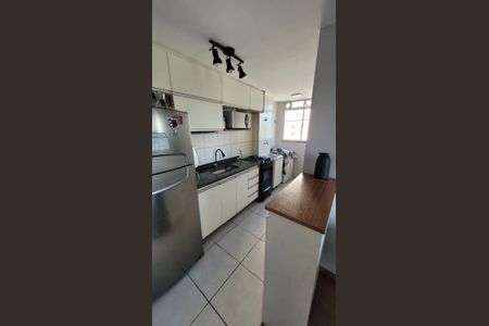 Cozinha de apartamento para alugar com 2 quartos, 52m² em Chácaras Rio-Petrópolis, Duque de Caxias