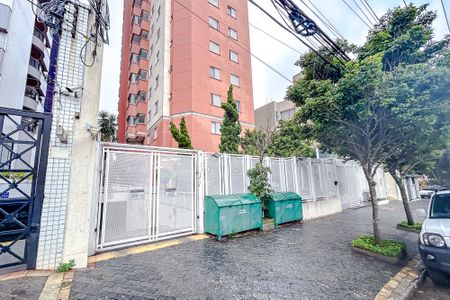 Apartamento para alugar com 81m², 3 quartos e 2 vagasFachada