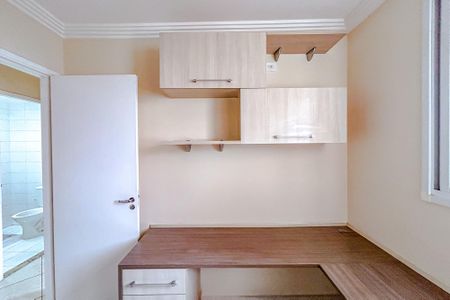 Apartamento para alugar com 81m², 3 quartos e 2 vagasQuarto 2
