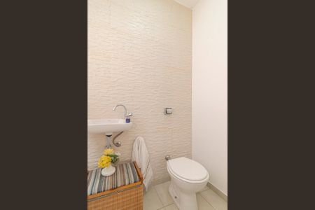 Apartamento à venda com 159m², 3 quartos e 2 vagasLavabo do piso superior