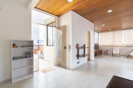 Apartamento à venda com 159m², 3 quartos e 2 vagasSala do piso superior