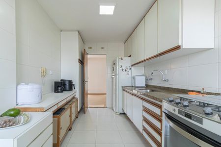 Apartamento à venda com 159m², 3 quartos e 2 vagasCozinha