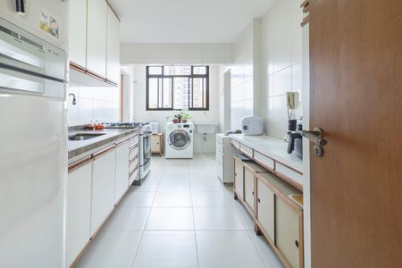 Apartamento à venda com 159m², 3 quartos e 2 vagasCozinha