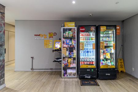 Studio para alugar com 30m², 1 quarto e sem vaga Studio para alugar com 30m², 1 quarto e sem vagaMercado