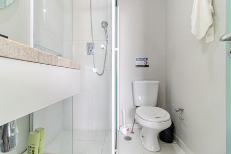 Studio para alugar com 30m², 1 quarto e sem vaga Studio para alugar com 30m², 1 quarto e sem vagaBanheiro