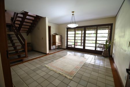 Sala de casa à venda com 4 quartos, 370m² em Cidade Universitária, Campinas