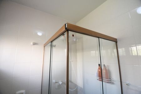 Casa à venda com 370m², 4 quartos e 4 vagasBanheiro Suíte