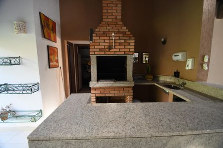 Casa à venda com 370m², 4 quartos e 4 vagasVaranda gourmet