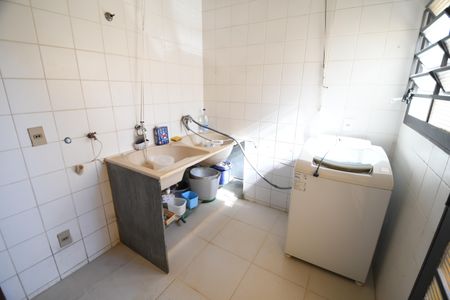 Casa à venda com 370m², 4 quartos e 4 vagasÁrea de Serviço