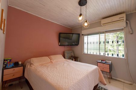 Casa à venda com 170m², 4 quartos e 2 vagasSuíte 1 