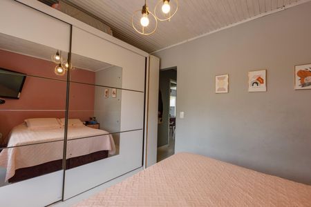 Casa à venda com 170m², 4 quartos e 2 vagasSuíte 1 