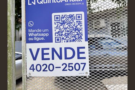 Casa à venda com 170m², 4 quartos e 2 vagasPlaquinha Instalada com código YUPO-18 no dia 28.02.26