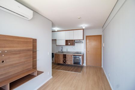 Sala de apartamento para alugar com 2 quartos, 52m² em Centro, Osasco