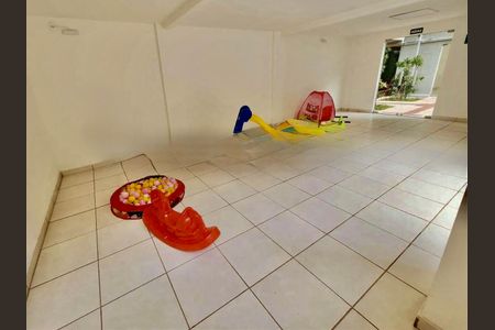 Apartamento à venda com 2 quartos, 48m² em Santa Cruz, Belo Horizonte