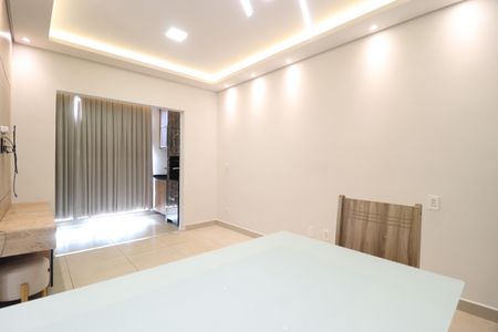 Apartamento para alugar com 57m², 2 quartos e 1 vagaSala