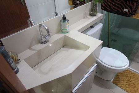 Apartamento à venda com 130m², 2 quartos e 1 vagaBanheiro Social