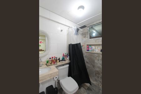 Apartamento à venda com 130m², 2 quartos e 1 vagaBanheiro da Suite