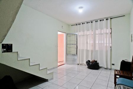 Sala de casa para alugar com 2 quartos, 147m² em Conjunto Habitacional Turistica, São Paulo