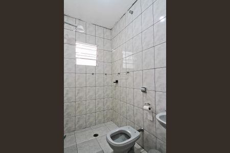 Casa para alugar com 147m², 2 quartos e 2 vagasBanheiro