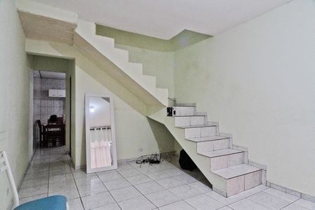 Casa para alugar com 147m², 2 quartos e 2 vagasSala