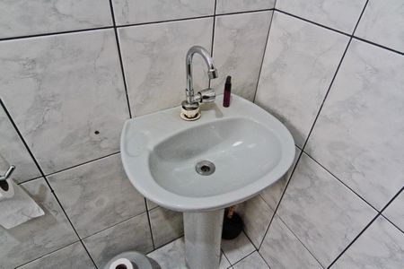 Casa para alugar com 147m², 2 quartos e 2 vagasBanheiro