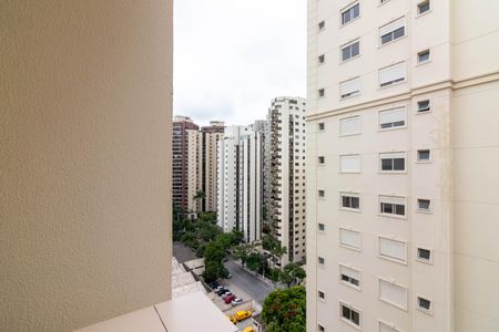 Vista da Sacada de apartamento à venda com 1 quarto, 47m² em Indianópolis, São Paulo