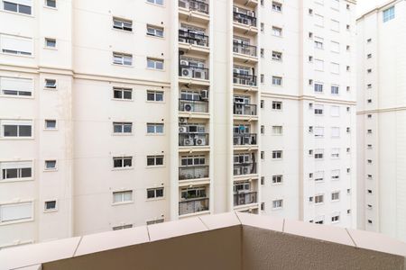 Sacada de apartamento à venda com 1 quarto, 47m² em Indianópolis, São Paulo