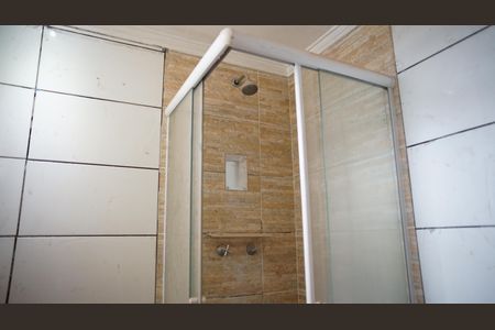 Banheiro de apartamento para alugar com 2 quartos, 50m² em Vila Moreira, Guarulhos