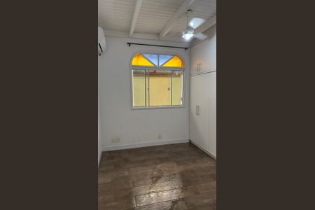 Casa para alugar com 266m², 5 quartos e 3 vagasQuarto 1