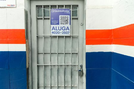 Casa para alugar com 40m², 1 quarto e sem vagaPorta - Placa