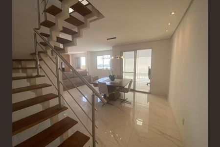 Apartamento à venda com 190m², 4 quartos e 3 vagasFoto 01