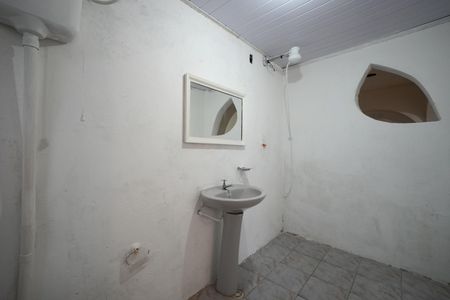 Casa para alugar com 70m², 2 quartos e sem vagaBanheiro