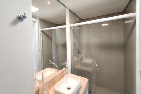 Banheiro Suíte de apartamento para alugar com 2 quartos, 68m² em Loteamento Country Ville, Campinas