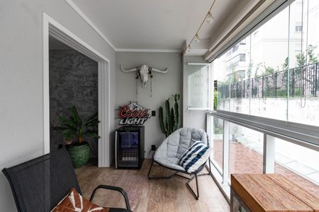 Varanda de apartamento para alugar com 2 quartos, 74m² em Pompeia, São Paulo