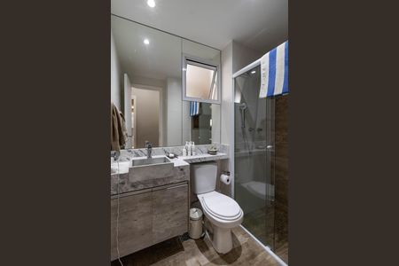 Apartamento para alugar com 74m², 2 quartos e 2 vagasBanheiro