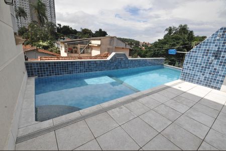 Casa de condomínio para alugar com 197m², 3 quartos e 2 vagasÁrea comum - Piscina