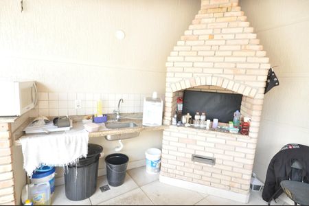 Casa de condomínio para alugar com 197m², 3 quartos e 2 vagasÁrea comum - Churrasqueira