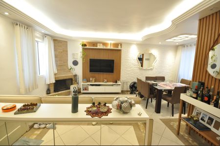 Sala de casa de condomínio para alugar com 3 quartos, 197m² em Vila Pedra Branca, São Paulo