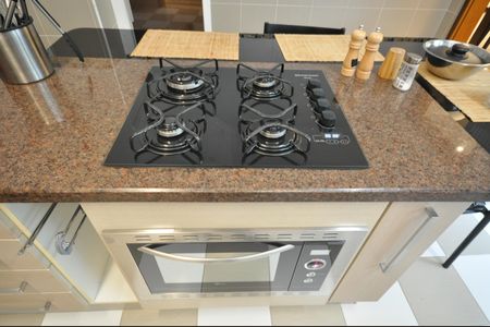 Casa de condomínio para alugar com 197m², 3 quartos e 2 vagasCozinha