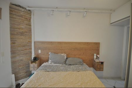 Casa de condomínio para alugar com 197m², 3 quartos e 2 vagasQuarto Suíte